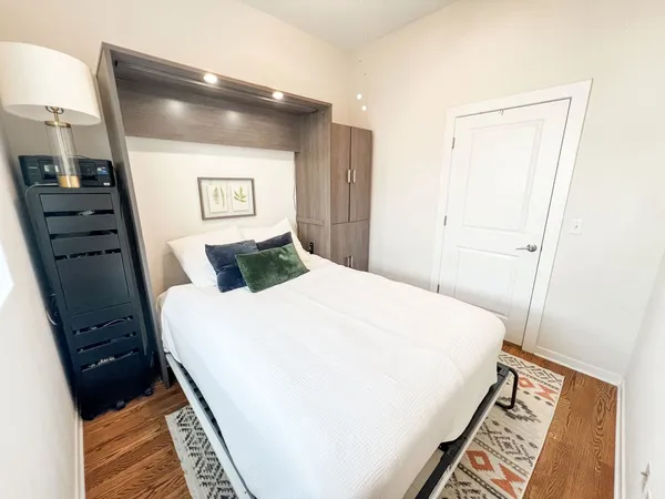 $3,750 | 2065 North Kedzie Avenue, Unit 323, Chicago, IL 60647
