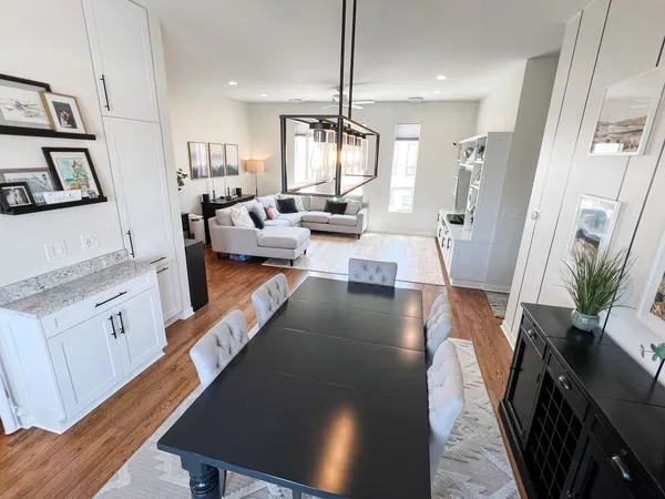 $3,750 | 2065 North Kedzie Avenue, Unit 323, Chicago, IL 60647