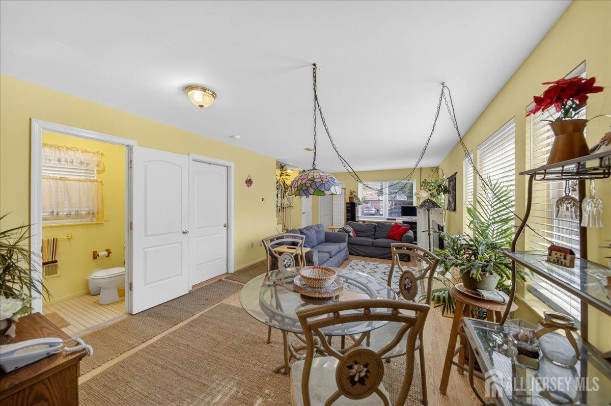 112 Commerce Street Perth Amboy, NJ 08861 - Photo 7 of 33