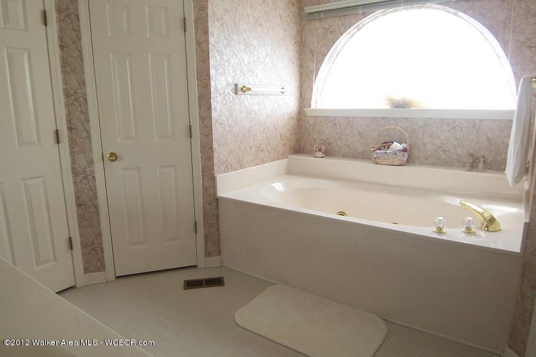 3702 Fox Run Jasper, AL 35504 - Photo 23 of 27 Gallery Image 23