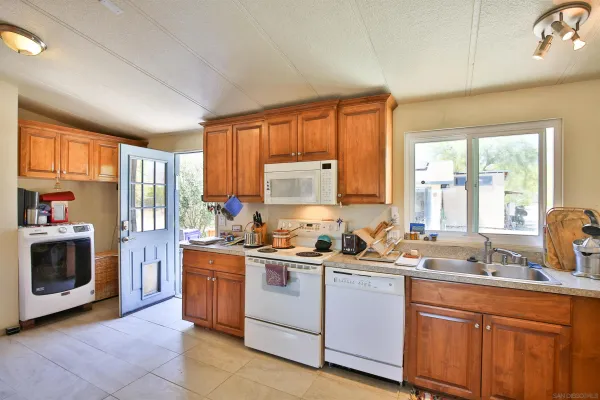 $295,000 | 3160 Flying H Road, Borrego Springs, CA 92004
