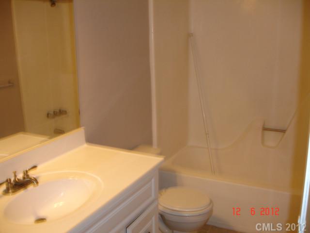 8027 Country Oaks Road Charlotte, NC 28227 - Photo 8 of 11