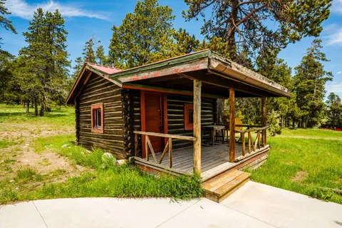 $5,750,000 | Hazelton Road, Buffalo, WY 82834
