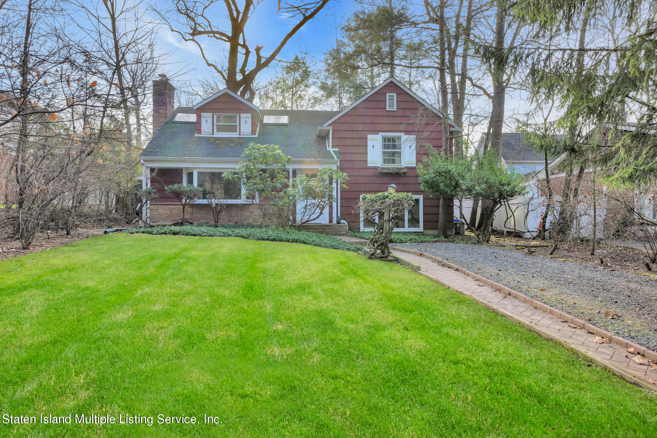 284 London Road Staten Island, NY 10306 - Photo 1 of 13 1