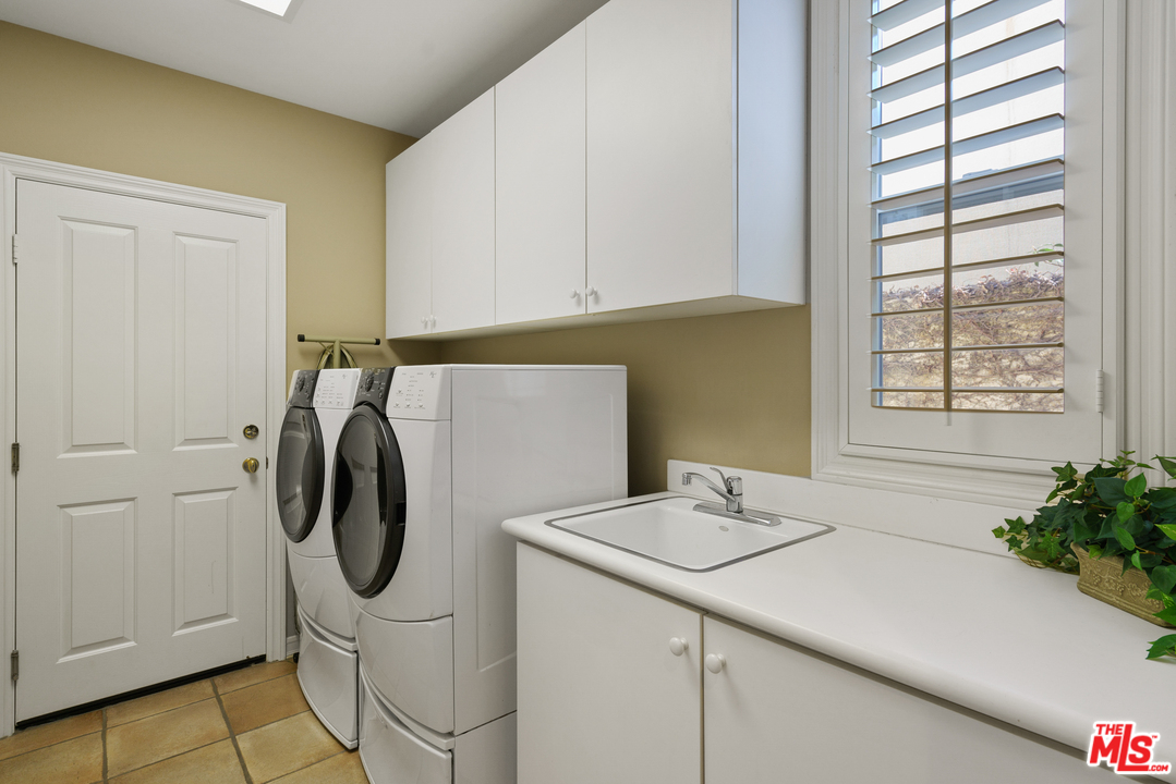 38 Vernon Newport Coast, CA 92657 - Photo 14 of 54