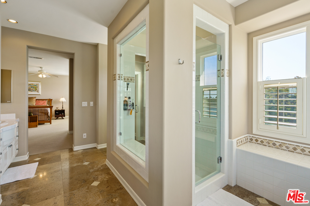 38 Vernon Newport Coast, CA 92657 - Photo 21 of 54