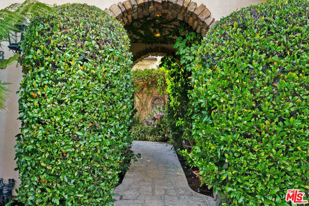 38 Vernon Newport Coast, CA 92657 - Photo 40 of 54