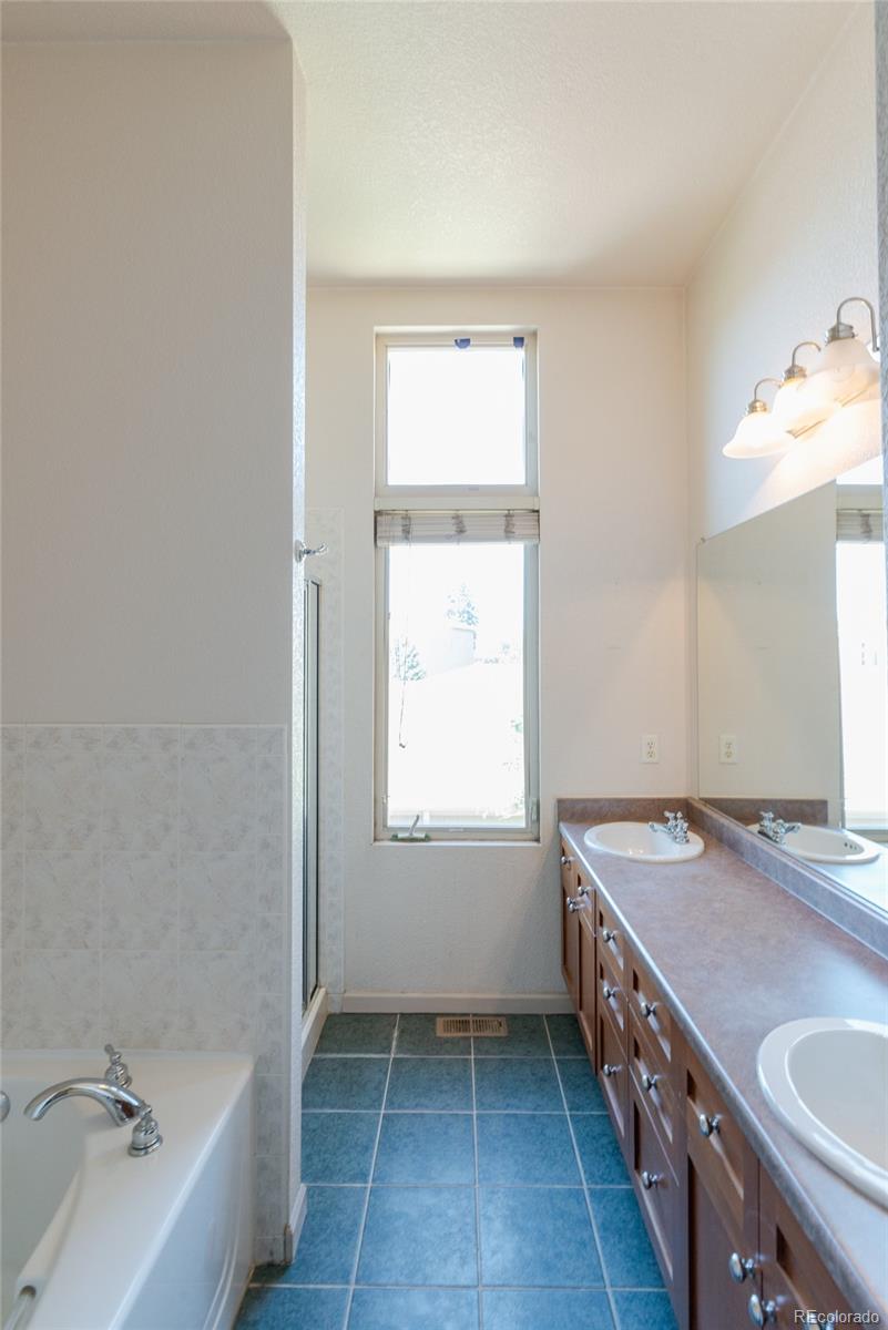 275 Rampart Way, Unit 208 Denver, CO 80230 - Photo 17 of 25 Gallery Image 17