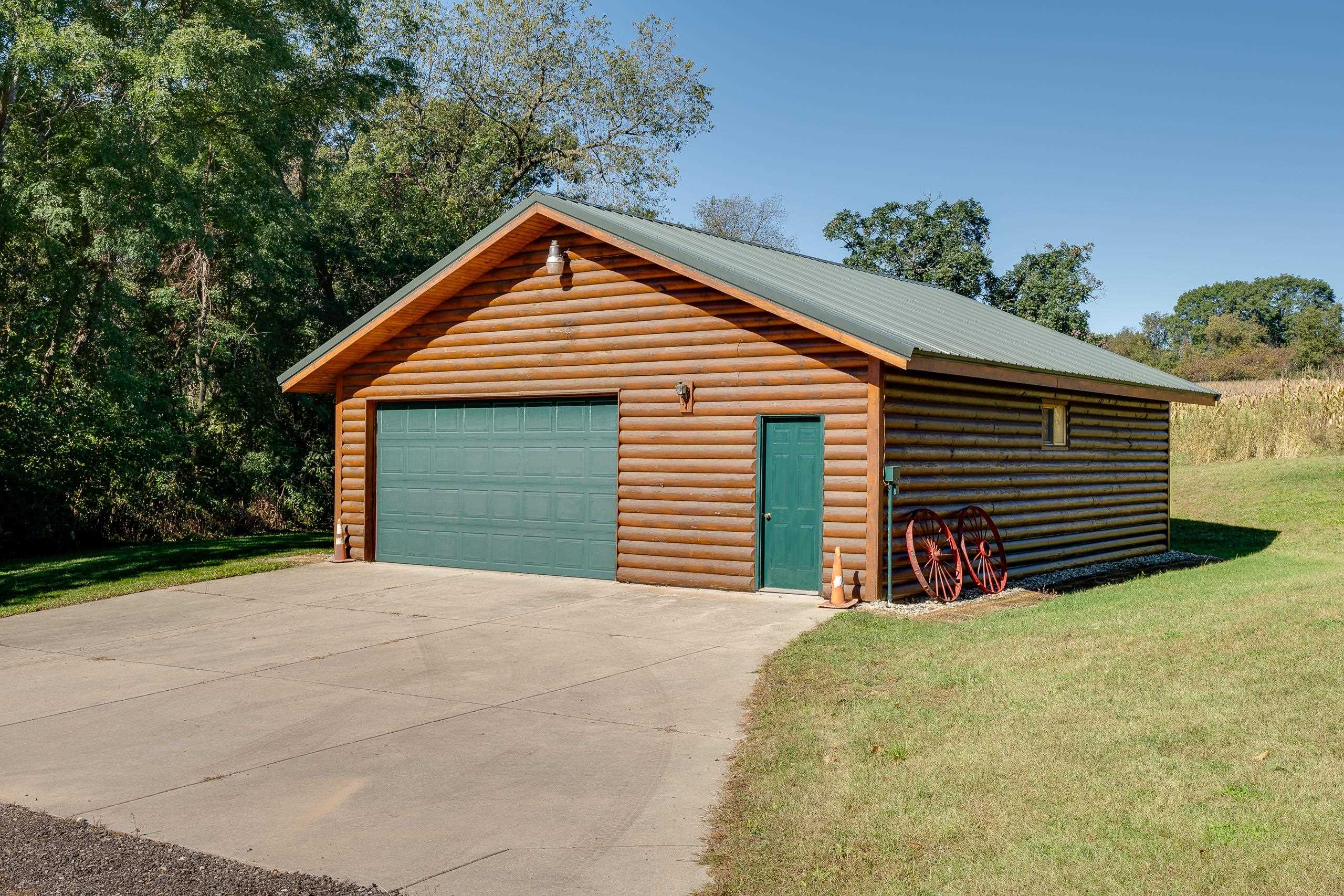 8580 Roelke Road Blue Mounds, WI 53517 - Photo 11 of 82