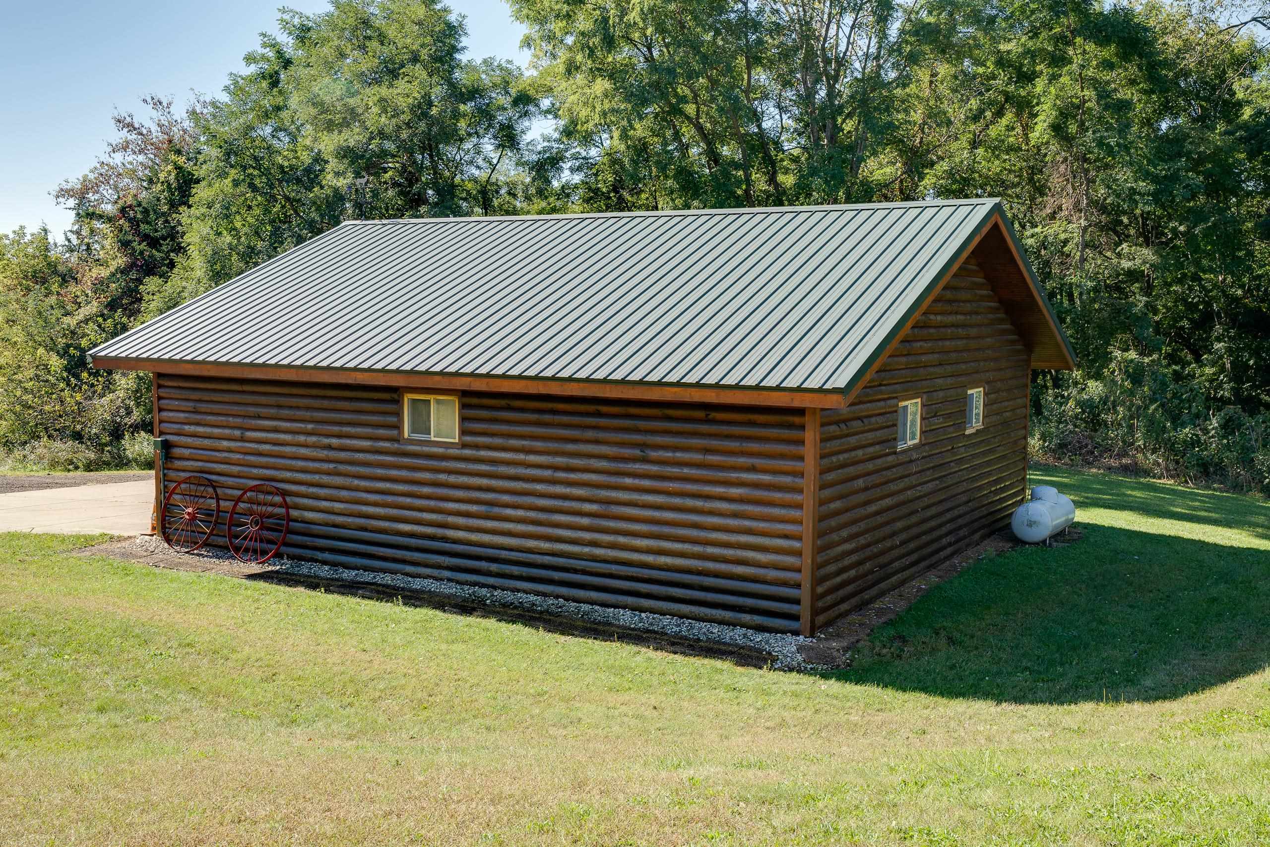 8580 Roelke Road Blue Mounds, WI 53517 - Photo 12 of 82