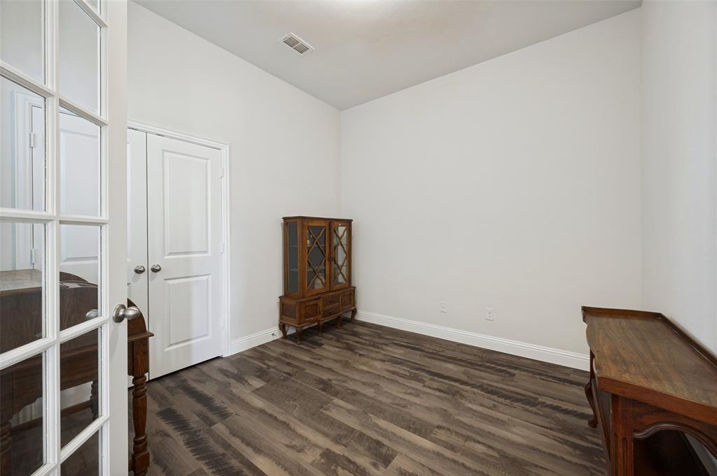 3706 Ranchers Ridge Krum, TX 76249 - Photo 5 of 25 Gallery Image 5