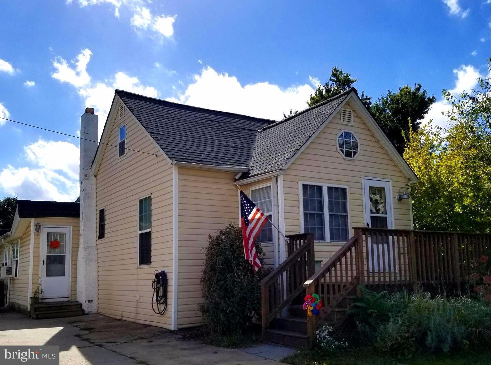 609 Cresswell Road Brooklyn, MD 21225 - Photo 1 of 25 Charming 3 bed 2 bath