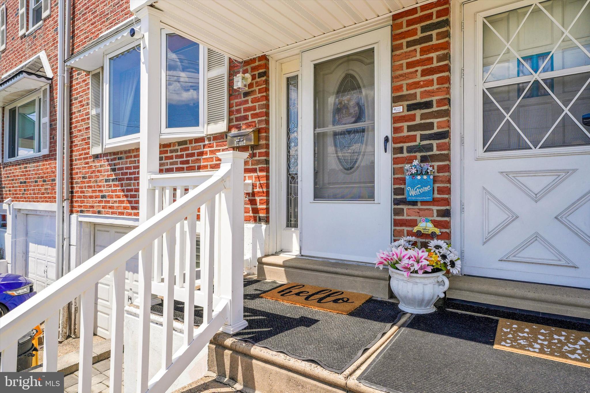 12402 Medford Road Philadelphia, PA 19154 - Photo 2 of 31