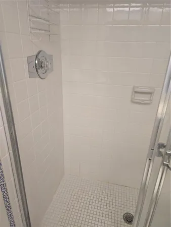 $129,900 | 6142 7th Avenue West, Unit 6142, Bradenton, FL 34209