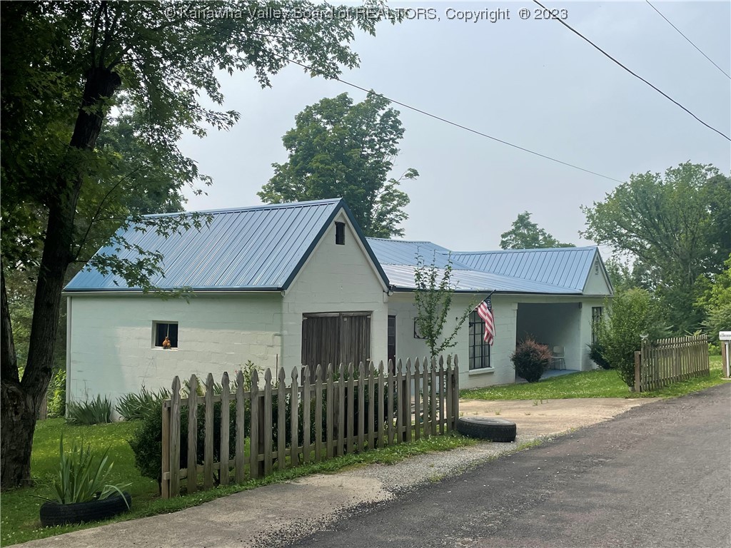 260 Old Stone Ridge Road Ripley, WV 25271 - Photo 2 of 22 Gallery Image 2