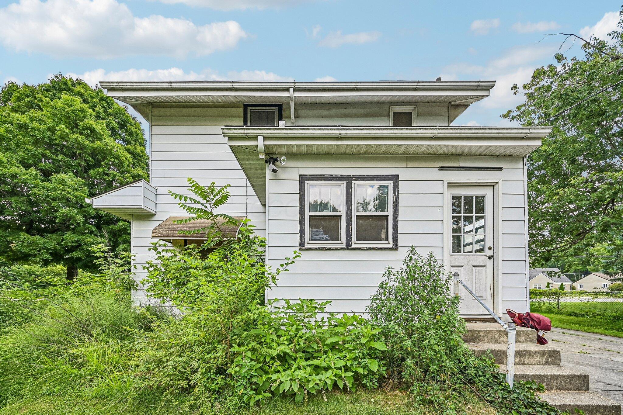 5995 Linworth Road Worthington, OH 43085 - Photo 33 of 38 46-web-or-mls-Linworth Rd-S1407-046