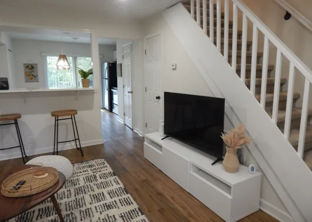 $3,000 | 2311 Eastland Avenue, Unit B, Nashville, TN 37206