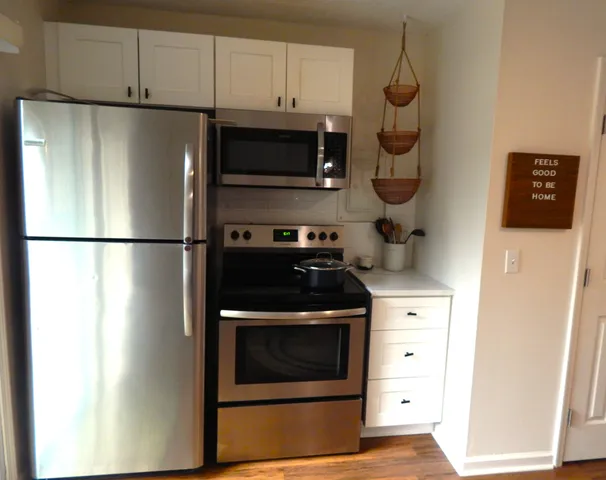 $3,000 | 2311 Eastland Avenue, Unit B, Nashville, TN 37206