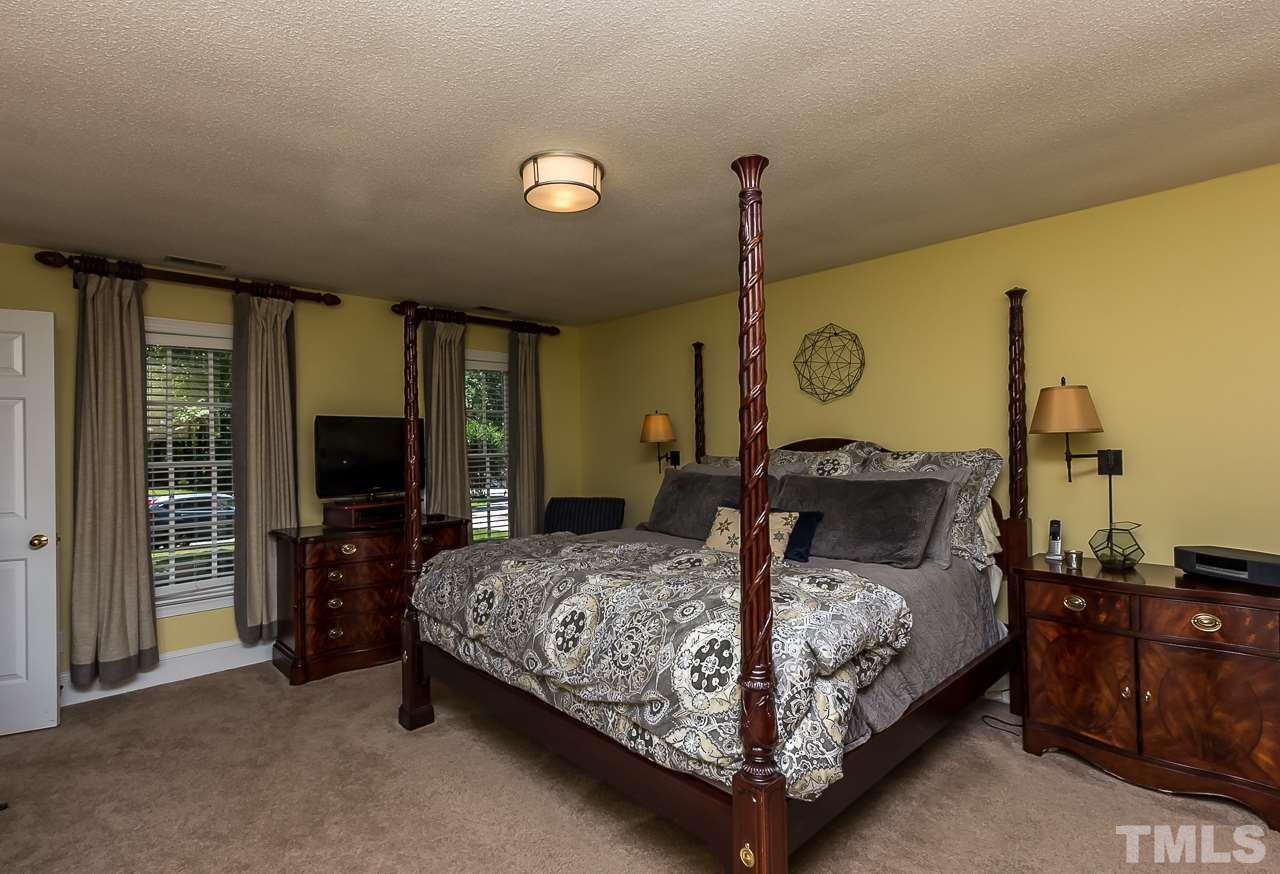 904 Oxgate Circle Raleigh, NC 27615 - Photo 16 of 25 Gallery Image 16