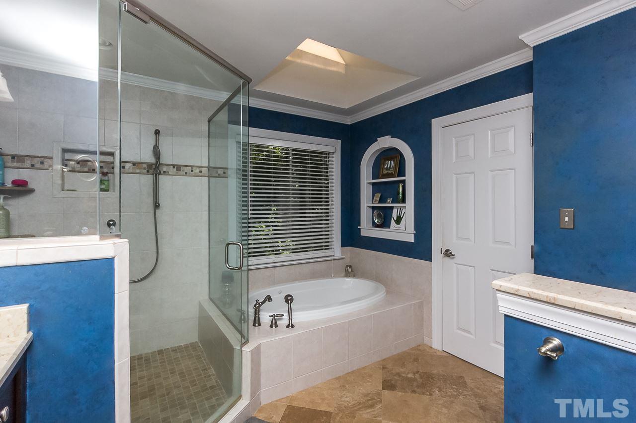 904 Oxgate Circle Raleigh, NC 27615 - Photo 17 of 25 Gallery Image 17