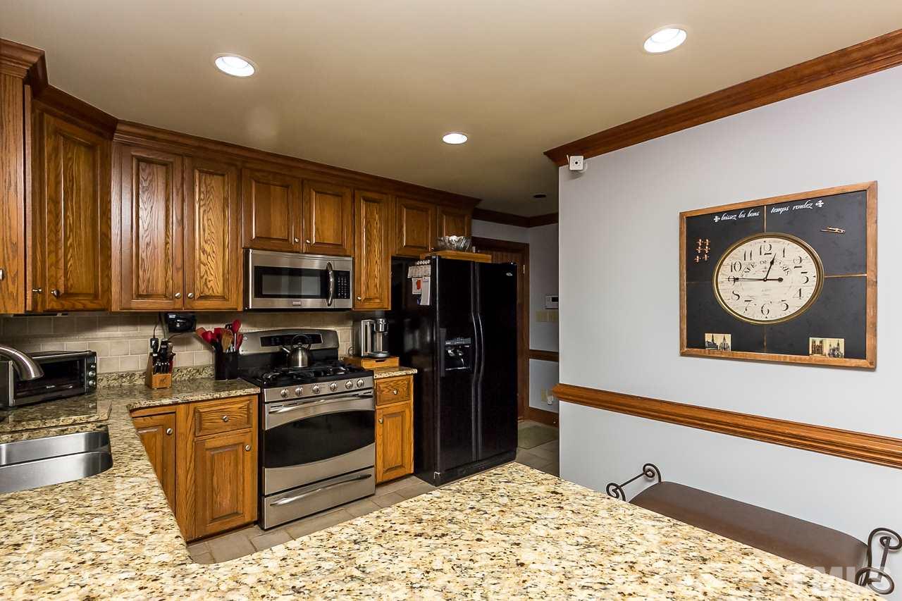 904 Oxgate Circle Raleigh, NC 27615 - Photo 6 of 25 Gallery Image 6