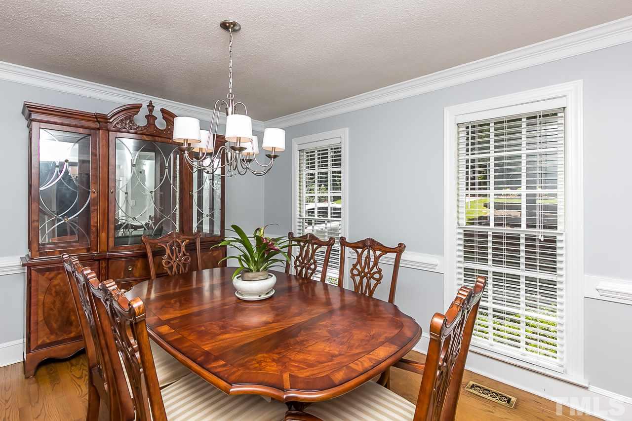 904 Oxgate Circle Raleigh, NC 27615 - Photo 10 of 25 Gallery Image 10