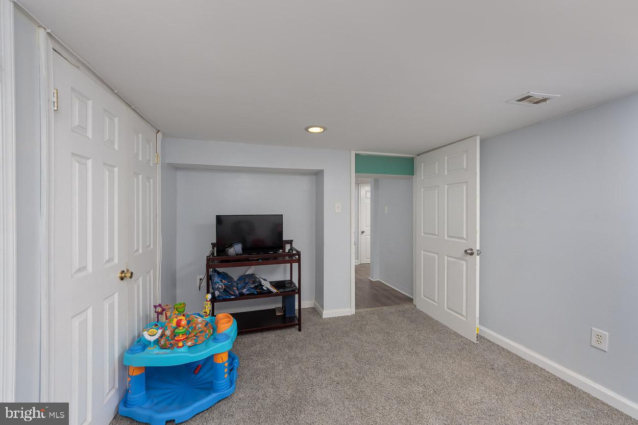 3502 Sussex Road Baltimore, MD 21207 - Photo 24 of 31