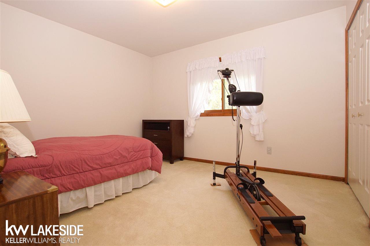 2190 Reagan Drive Rochester Hills, MI 48309 - Photo 24 of 31