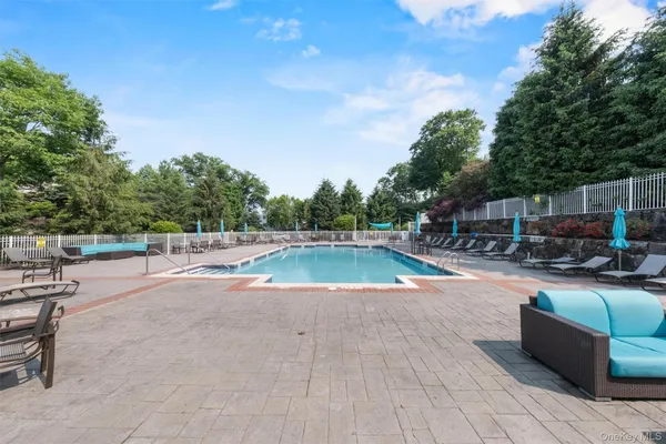 $514,999 | 422 Highridge Court, Unit 422, Peekskill, NY 10566
