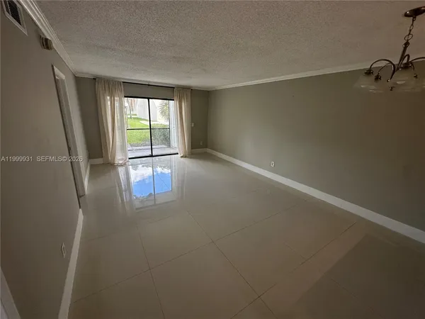 $2,100 | 23442 Lyons Road, Unit 404, Boca Raton, FL 33428