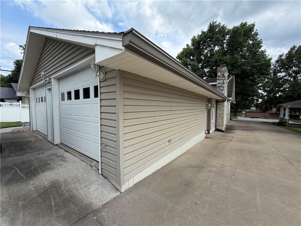 305 Fremont Street Wathena, KS 66090 - Photo 5 of 25