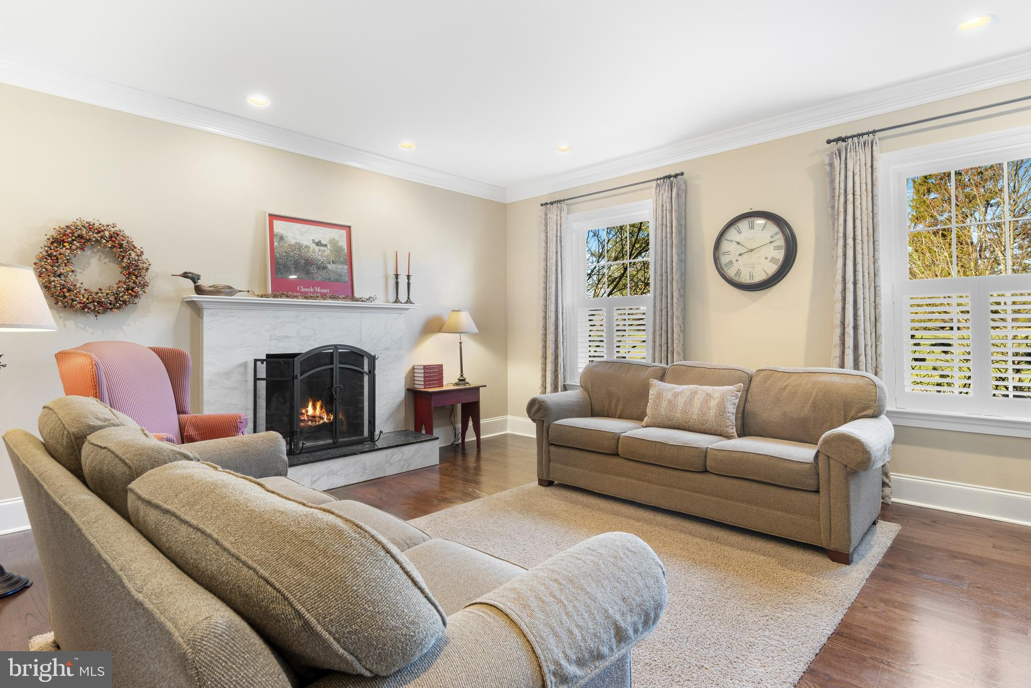 3402 Lewis Road Newtown Square, PA 19073 - Photo 17 of 43 Living Room (this fireplace is non-functional)