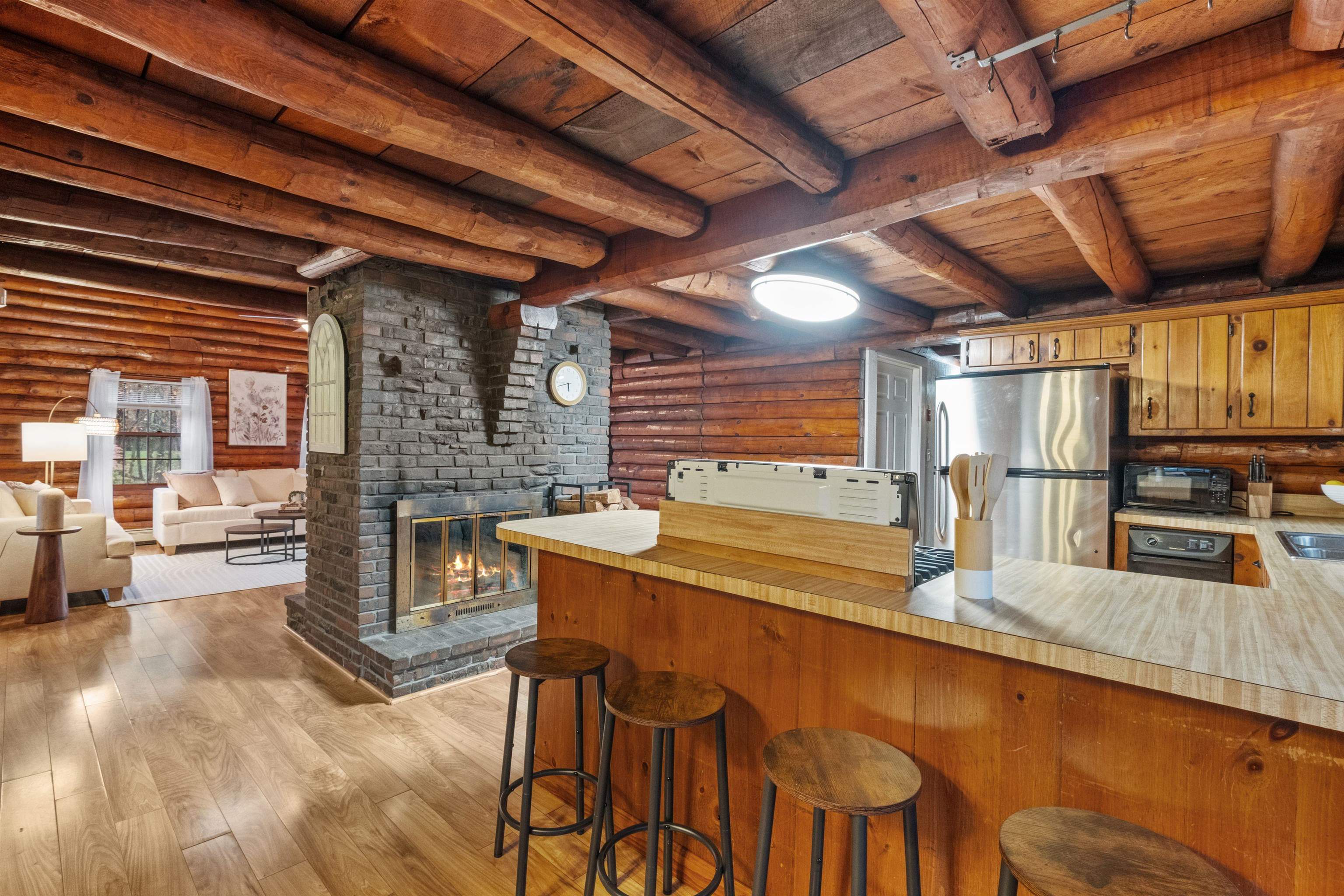 6 Londonderry Road Windham, NH 03087 - Photo 19 of 60