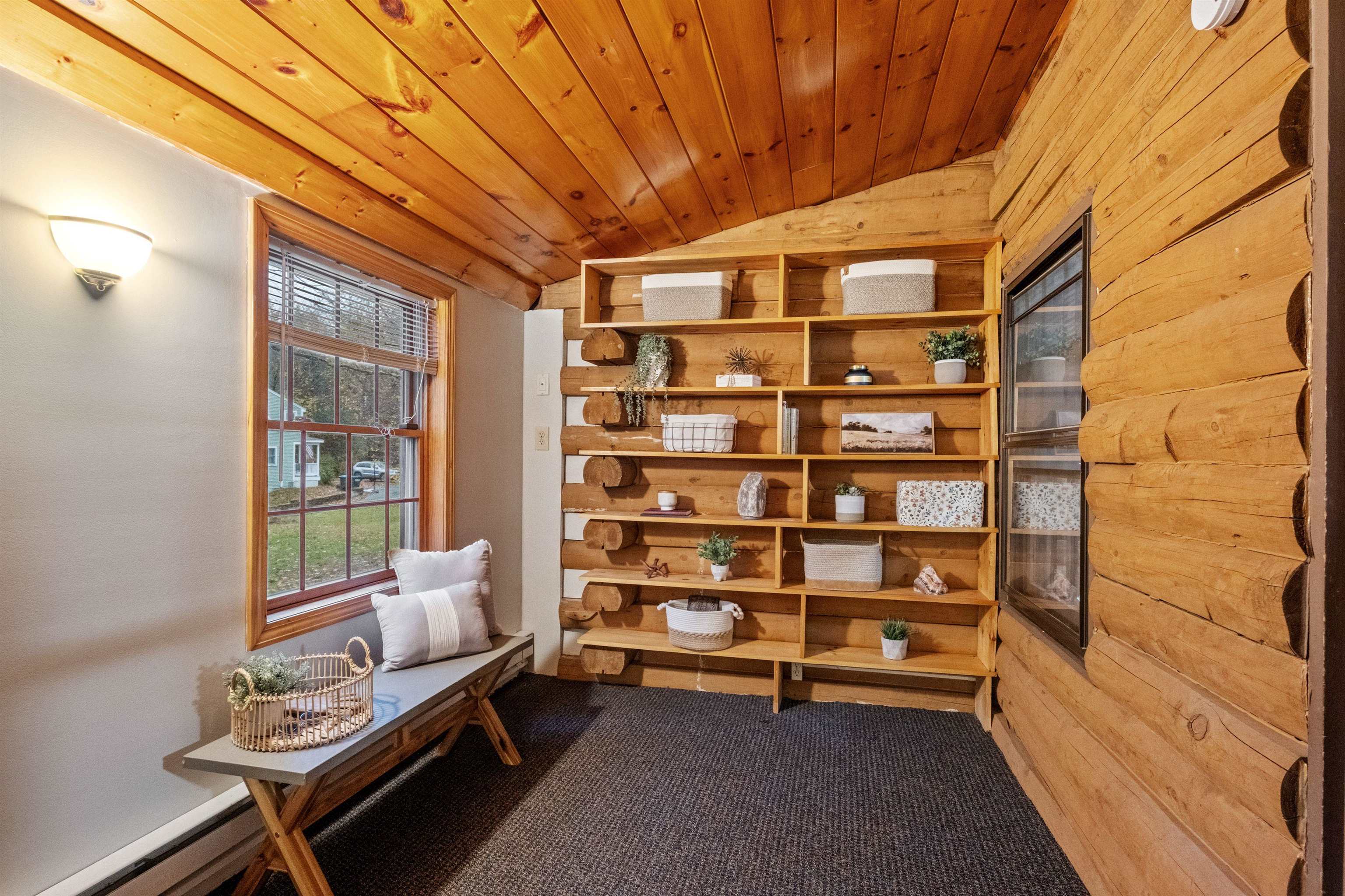 6 Londonderry Road Windham, NH 03087 - Photo 22 of 60