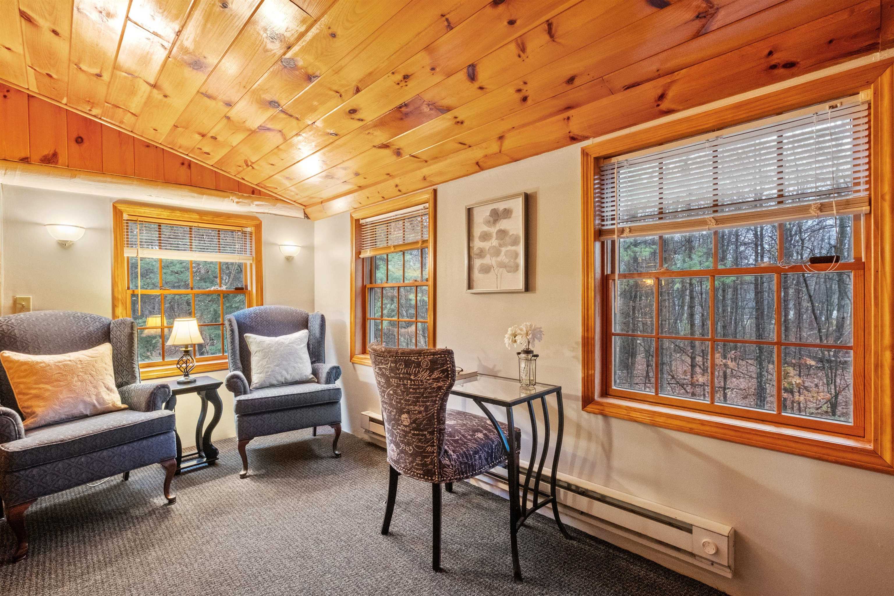 6 Londonderry Road Windham, NH 03087 - Photo 24 of 60
