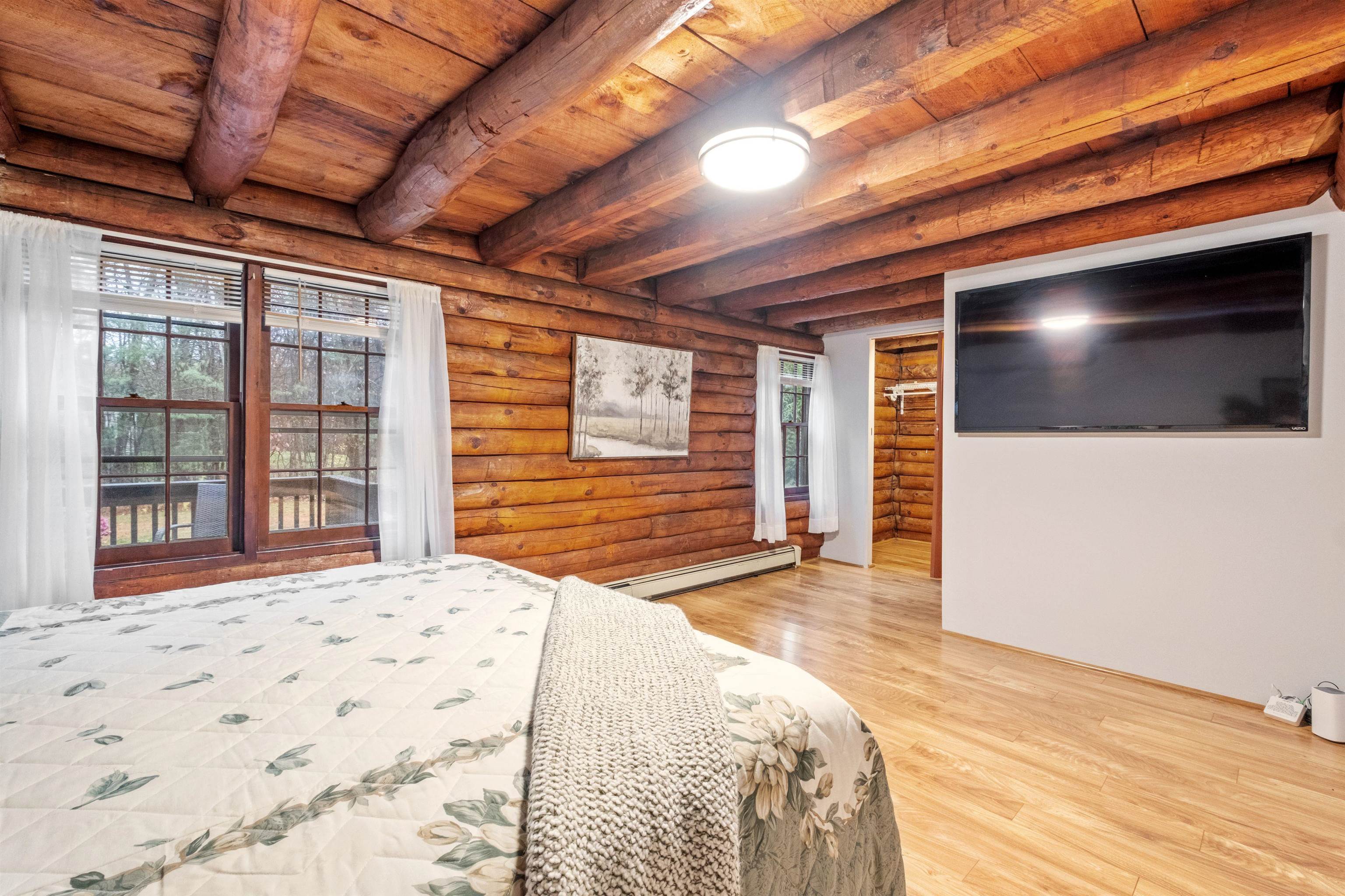 6 Londonderry Road Windham, NH 03087 - Photo 27 of 60