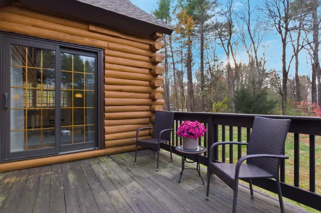 $699,000 | 6 Londonderry Road, Windham, NH 03087