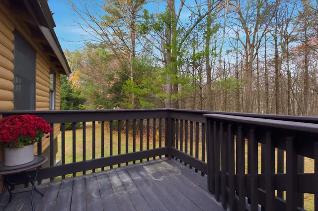 $699,000 | 6 Londonderry Road, Windham, NH 03087