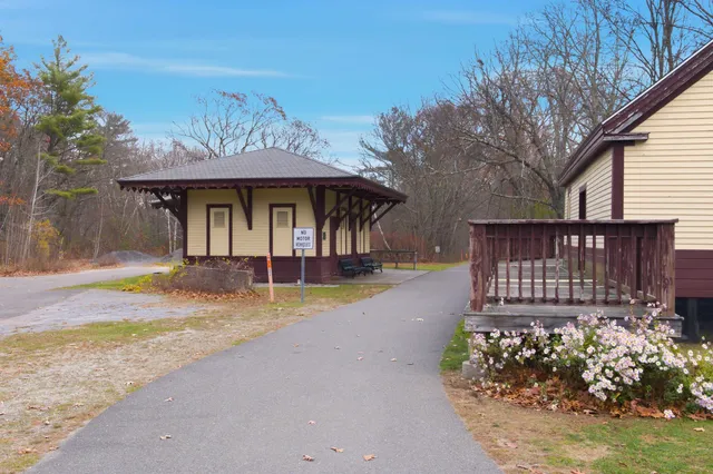 $699,000 | 6 Londonderry Road, Windham, NH 03087