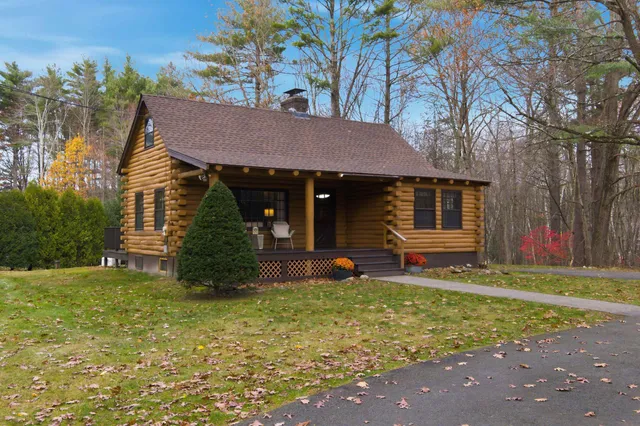 $699,000 | 6 Londonderry Road, Windham, NH 03087