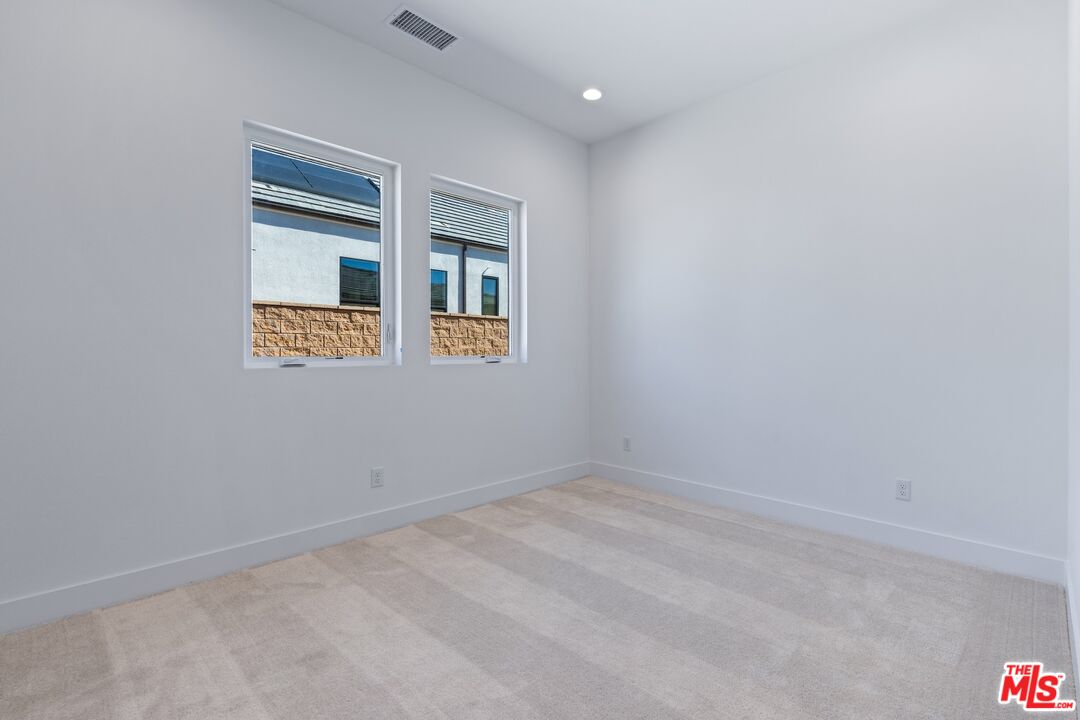 12060 Red Hawk Lane Porter Ranch, CA 91326 - Photo 27 of 42