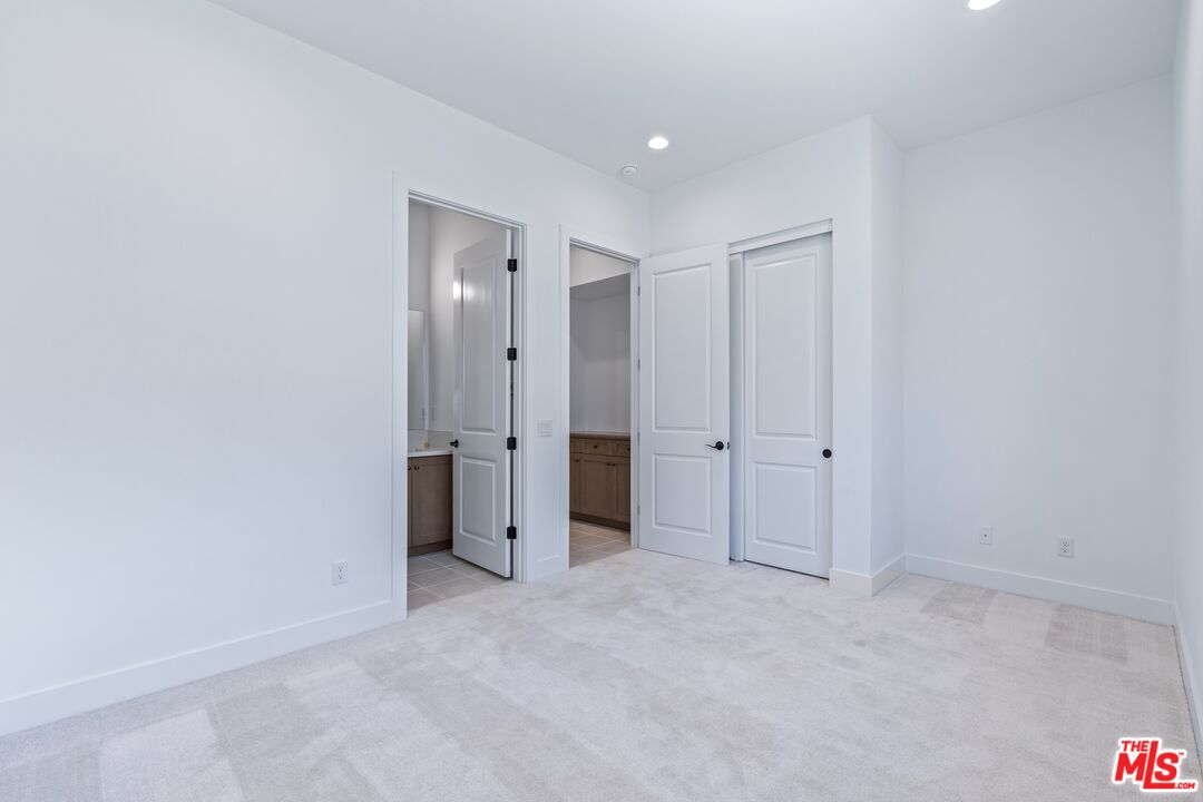 12060 Red Hawk Lane Porter Ranch, CA 91326 - Photo 28 of 42