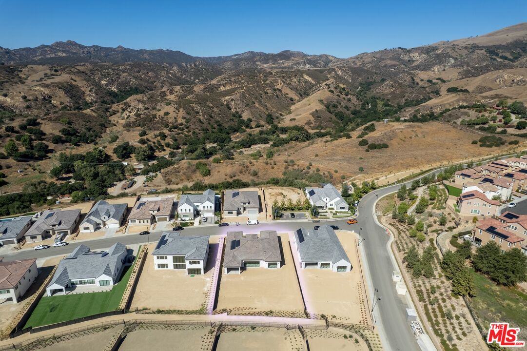 12060 Red Hawk Lane Porter Ranch, CA 91326 - Photo 39 of 42