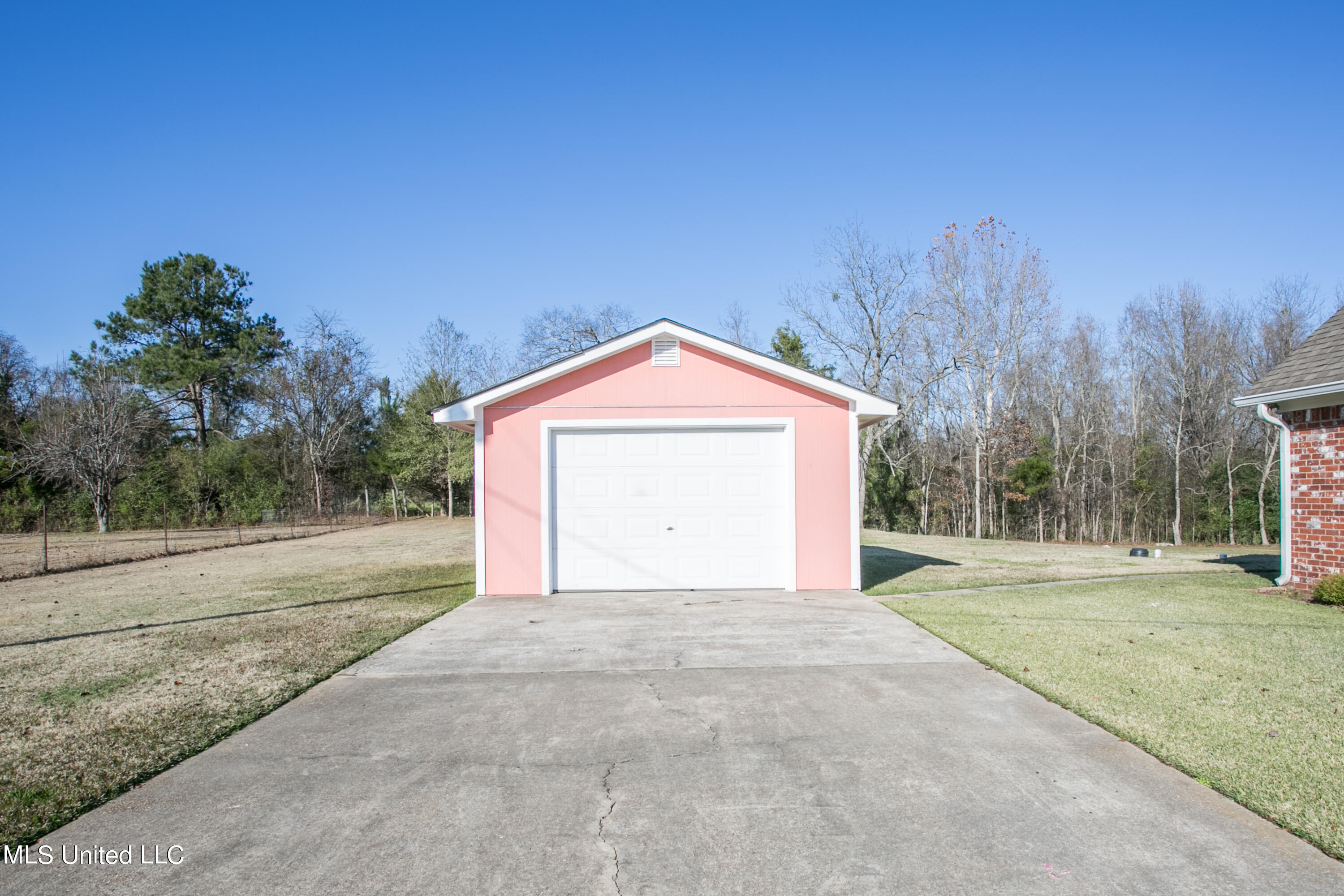 122 Arthur Lane Ridgeland, MS 39110 - Photo 54 of 54 AAC - 122 Arthur Lane--76