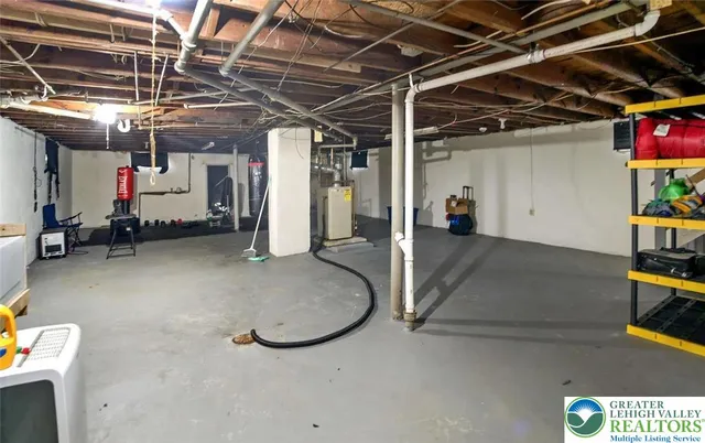 $2,545 | 1711 West Union Boulevard, Bethlehem, PA 18018