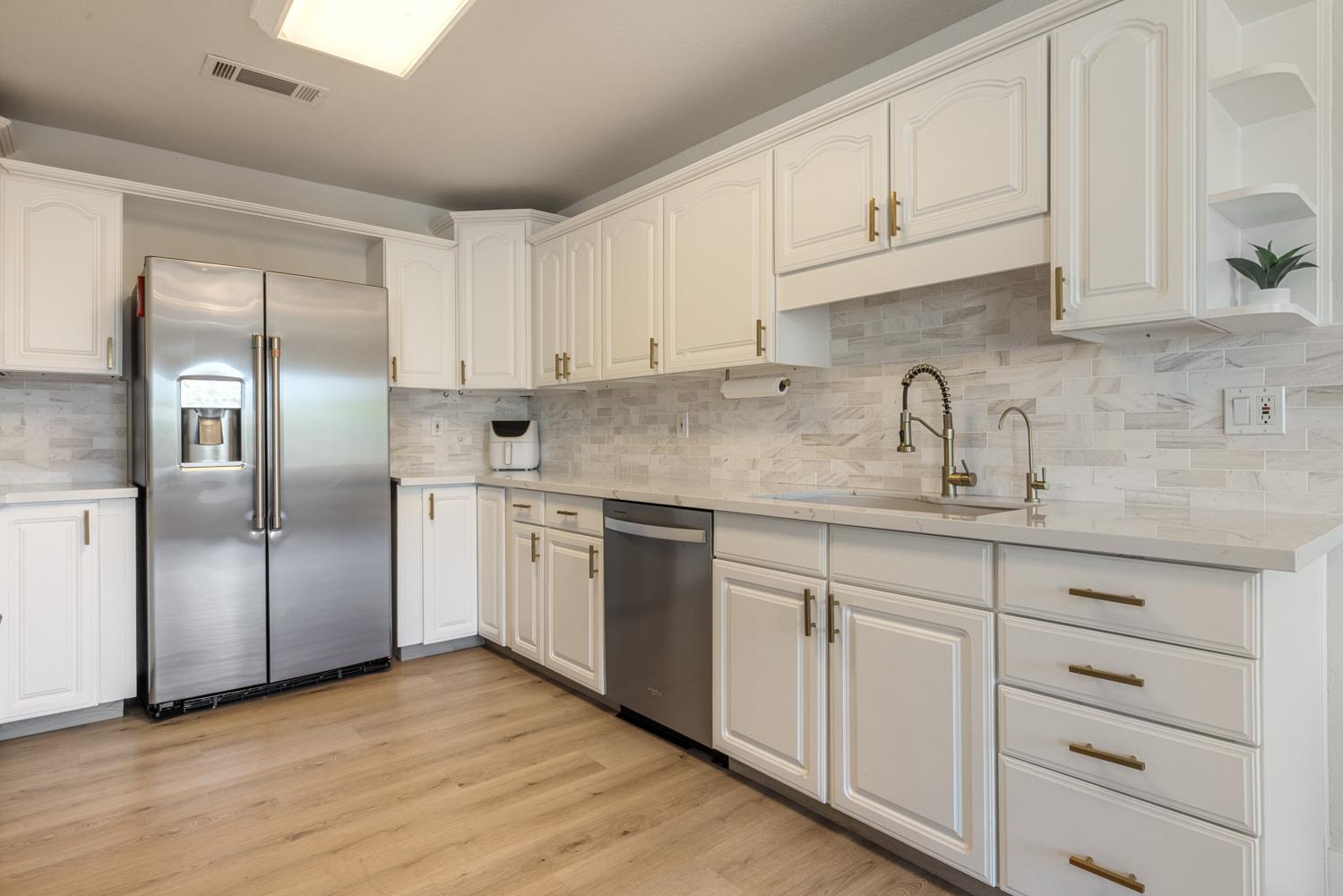 8300 Jantzen Road Modesto, CA 95357 - Photo 19 of 72