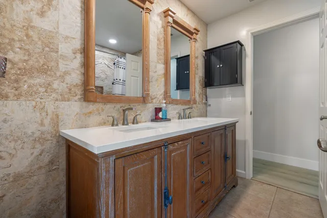 $1,299,900 | 8300 Jantzen Road, Modesto, CA 95357