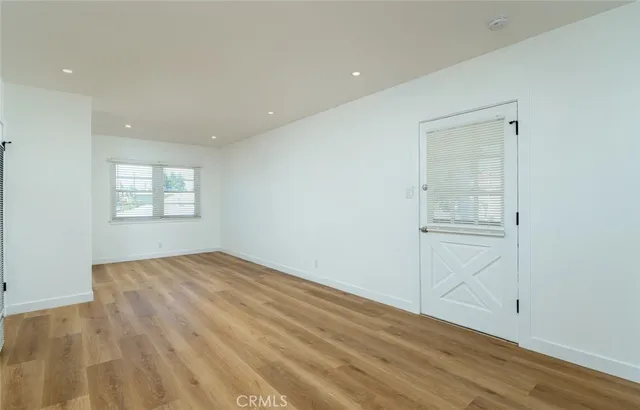 $2,400 | 3812 West Heffron Drive, Unit C, Burbank, CA 91505