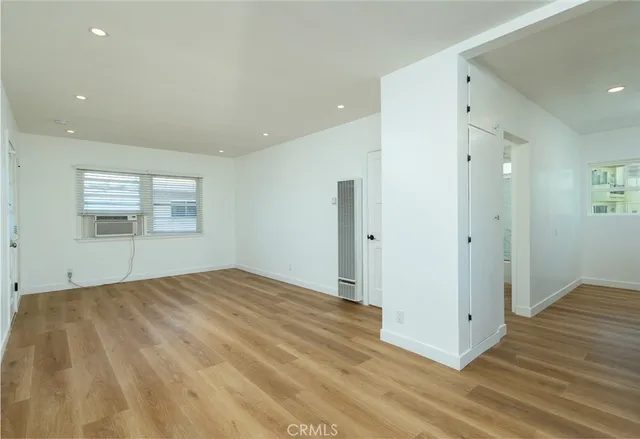 $2,400 | 3812 West Heffron Drive, Unit C, Burbank, CA 91505