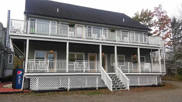 $1,390,000 | 192 Northport Avenue, Belfast, ME 04915